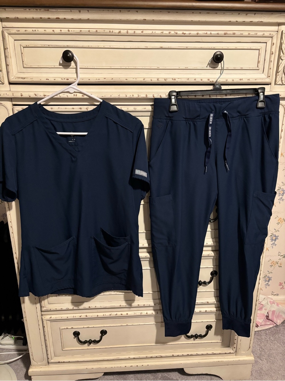 Med Couture women’s M scrub top and joggers